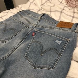 Levi’s mile high skinny jeans!